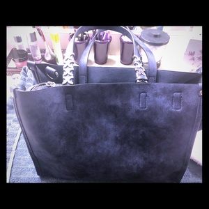 Bag/ large purse; tote